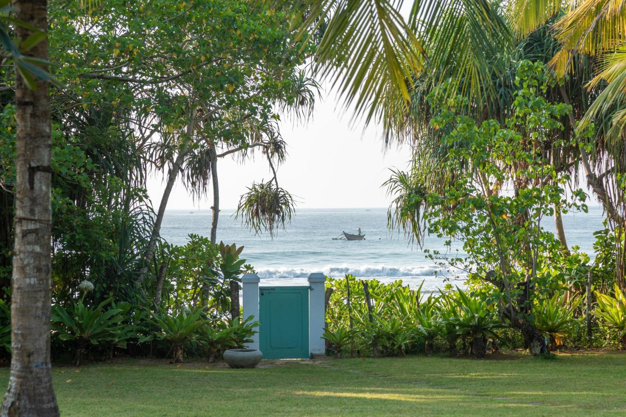 The Last House Tangalle Exteriör bild